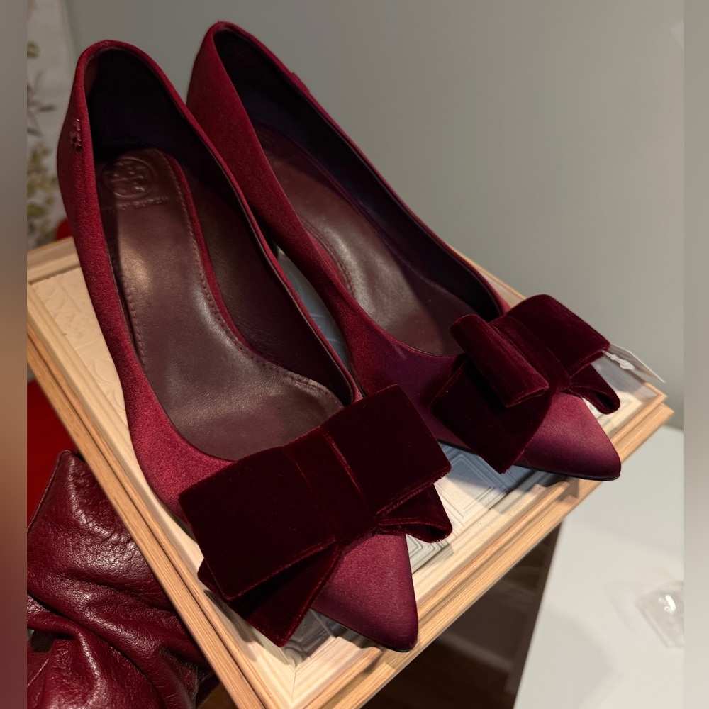 Tory Burch Burgundy Velvet Pointed-Toe Bow Heels